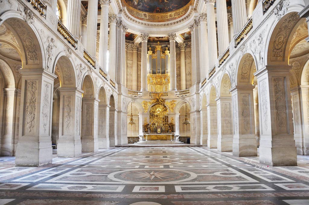 Every room in the Palace is grand and majestic