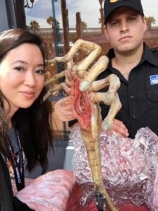 Outside con Alien