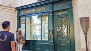 Le Bateau-Lavoir ("The Boat Wash-house"). Picasso painted Garçon à la pipe (Boy with a Pipe) here in 1905.