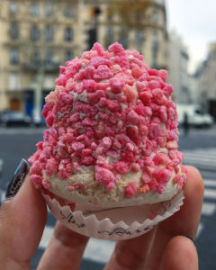 Aux Merveilleux de Fred cherry meringue